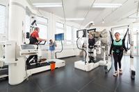 Robot-assisted movement training and virtual reality recommended by the experts