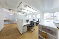 System 7400: Neue Glasakustikwand von Strähle verleiht Open-Space-Landschaften mehr Aufenthaltsqualität