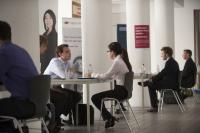 Exzellente Studierende als Fachkräfte für den Energie-Sektor gewinnen - beim "Company Speed Dating Energy" am KIT