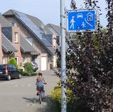Verkehrsberuhigter Bereich: Schrittgeschwindigkeit fahren