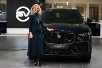 Jaguar Land Rover präsentiert den Geschäftsbereich Special Vehicle Operations und den neuen Range Rover mit hochkarätigen Gesprächspartnern
