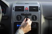 Klimaanlage im Auto: Filtersystem turnusmäßig austauschen lassen