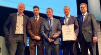 apsolut gratuliert Phoenix Contact zum Gewinn des BME-Awards „Excellence in eSolutions“