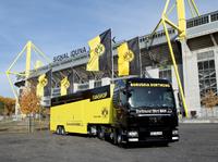 Borussia Dortmund erhält neues MAN Fanmobil