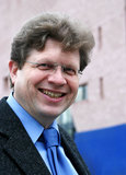 Weltweit bedeutendster Preis für Rheumatologie geht an Prof. Dr. Andreas Radbruch vom Deutschen Rheuma-Forschungszentrum Berlin, einem Institut der Leibniz-Gemeinschaft