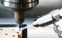 Cleaning medical products efficiently and reliably with process using CO2