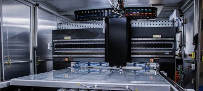 The machine solution for glass volume structuring