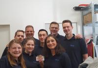 Die All Service Sicherheitsdienste GmbH engagiert sich in einem Frankfurter DRK-Kleiderladen