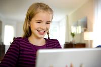 Computer für Kinder unterm Weihnachtsbaum - schutzlos ins neue Jahr gesurft