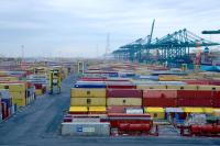 Hafen Antwerpen mit neuen Umschlagsrekorden