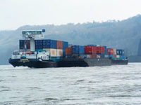Ökologische und ökonomische Alternativen im Containertransport