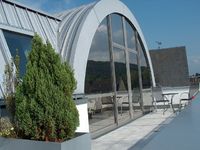 Moderne Flachglasfolien sind Sonnenschutzfolien, Splitterschutzfolien und viel mehr.