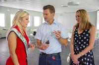 Ms. Earth visits JULABO