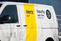 Hertz verbindet seine stundenweise mietbaren Fahrzeuge mit Datavenue IoT-Lösungen von Orange Business Services