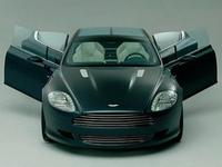 Aston Martin Rapide - Luxus-Sportwagen mit vier Türen
