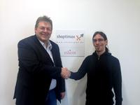 Grenzen überschreiten – Software-Entwickler Benjamin Koch von shoptimax besteht IHK-Prüfung zum IT Business Manager