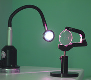 Neue Inspektionslampen für die optische Qualitätskontrolle bei Brillengläsern
