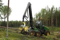 John Deere führt mit den ersten Harvestern des Typs Interim Tier 4 der E-serie eine Reihe Innovationen ein