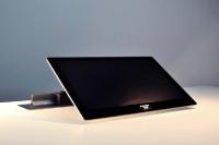 FOLD!, il nuovo, futuristico monitor di ELEMENT ONE