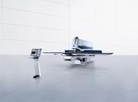 Neue platzsparende Automatisierung für die TruPunch 3000