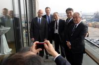 Hitachi-Delegation stellt sich in Bremerhaven vor
