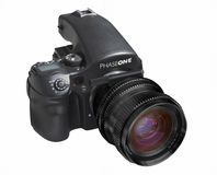 Phase One stellt mit einer Tilt/Shift-Optik die erste Entwicklung aus der Zusammenarbeit mit Hartblei vor