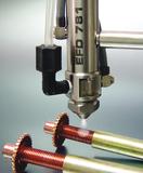 Das Sprühventilsystem 781S von Nordson EFD appliziert Öle, Fette und Schmierstoffe