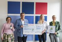 Die PKS Software GmbH aus Ravensburg spendet zu ihrem 30-jährigen Firmenjubilä-um 5.000 Euro an die Stiftung Valentina!