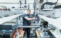 Schnelle Spritzgussautomatisierung treibt effiziente Serienproduktion voran
