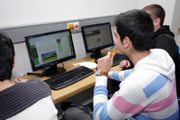 TAROX und LG übergeben Netzwerkmonitorlösung an die Geschwister-Scholl-Gesamtschule in Lünen