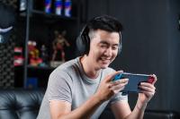 Das kabellose Gaming-Headset ROG Strix Go 2.4 für PC, Notebook und Nintendo Switch ist ab sofort erhältlich