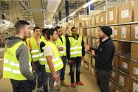 Jugendliche verschaffen sich Eindruck über Logistik