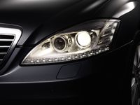 Mercedes-Benz macht das Xenonlicht mit OSRAM noch heller