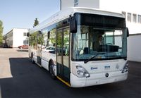 Proton Motor und Skoda Electric präsentieren den weltweit ersten Linienbus mit Brennstoffzellen Triple Hybrid System