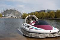 Premiere auf der AMI: Mit dem Luftkissenboot über den Leipziger Messe-See