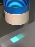 Druckfarbenkontrolle von Fluoreszenzmarken während der Produktion