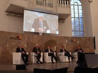 "Offen sein für moderne Technologien" - Prof. Zühlke beim Deutschen Wirtschaftsforum
