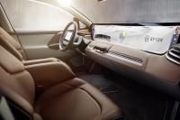 BYTON präsentiert neues intelligentes Elektroauto auf der CES 2018