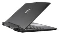 AORUS X3 Plus, ein 13,9-Zoll-Gaming-Notebook mit maximaler Leistung bei minimalem Gewicht