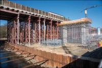 Neubau Dütebrücke: Hünnebeck liefert Mix aus Sonder- und Systemschalung