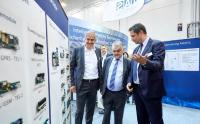 Ministerbesuch auf dem Messestand der TAS