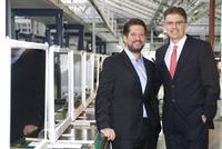 Loewe und Strenesse vereinbaren Partnerschaft