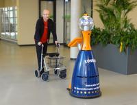 Ministerpräsidentin Lieberknecht lernt Reha-Roboter kennen