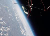 Bilder vom Rande des Weltalls - Forschungsgruppe "SRH in der Stratosphäre" gelingen Aufnahmen aus 34.803m Höhe