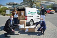 Schnellecke Logistics spendet dem Klinikum Wolfsburg 30.000 Mund-Nasen-Schutze