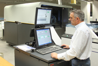 Credit Suisse forciert den Inkjet-Transaktionsdruck mit hoch leistungsfähigem KODAK VERSAMARK VL6000 Drucksystem