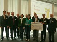 Erster MINTMit-Preis auf der Mitgliederversammlung des Vereins Mittelhessen verliehen