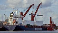 Rickmers-Linie verlädt Linde Coldboxen nach Saudi-Arabien