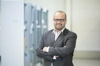 Neuer Schwung für innovatives Schaltschranksystem Vamocon