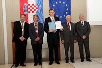 Prof. Karl Leo gewinnt Rudolf-Jaeckel-Preis der Deutschen Vakuumgesellschaft